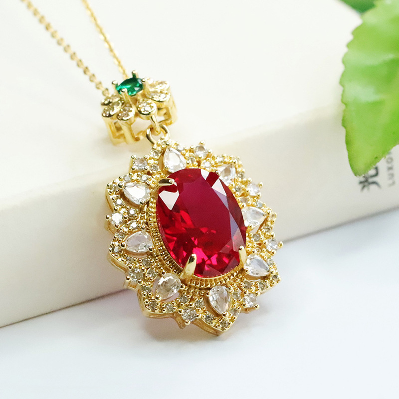Red Corundum Pendant Cultivati - огляд і ціна Vintage Fashion Center