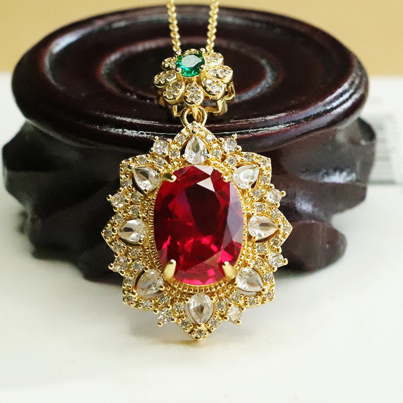 Red Corundum Pendant Cultivati - огляд і ціна Vintage Fashion Center