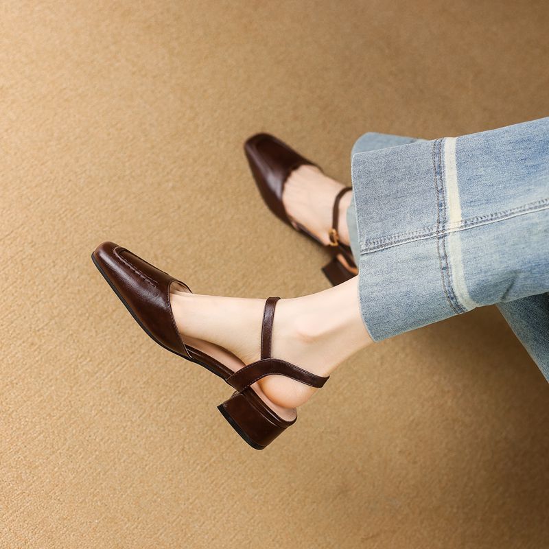 REAVE CAT 2025 Female Sandals  - огляд і ціна Vintage And Modern Fashion