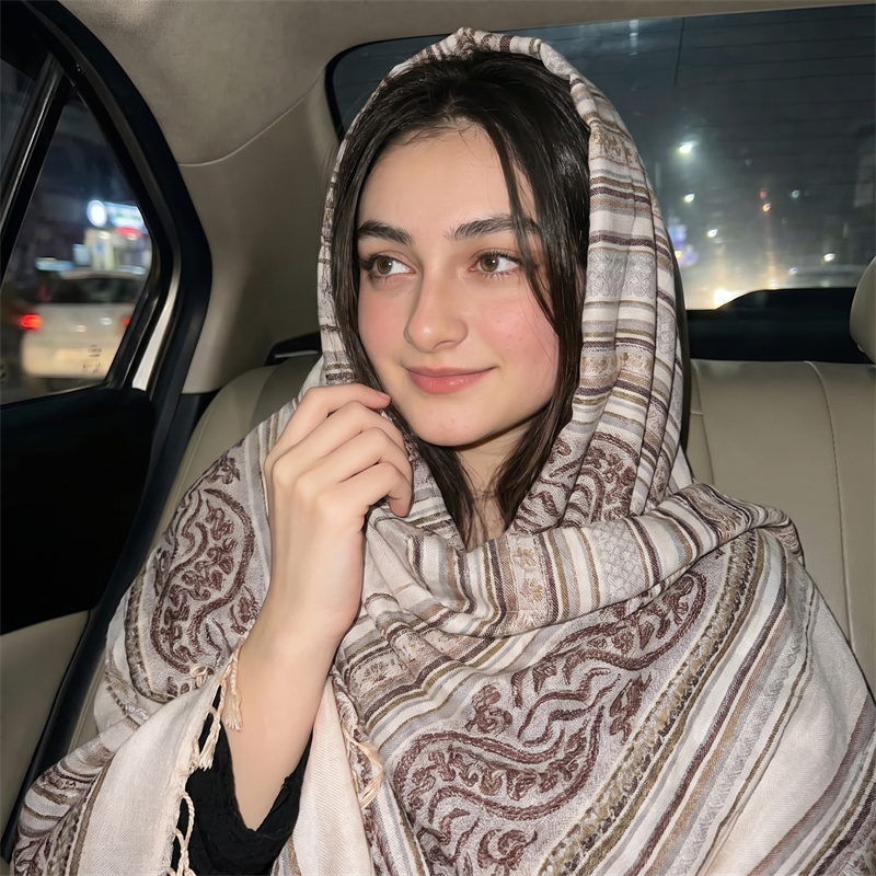 Vintage Paisley Print Hijab Fa - огляд і ціна Vintage Fashion Prints