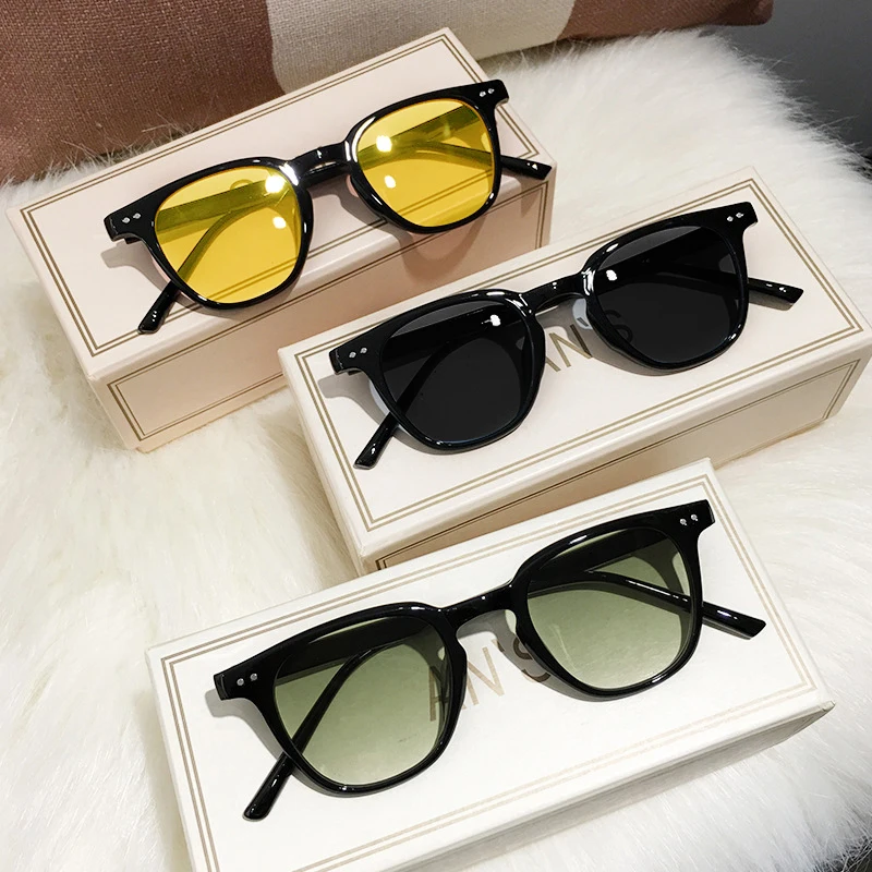 Vintage Square Sunglasses Unis - огляд і ціна Vintage Fashion De