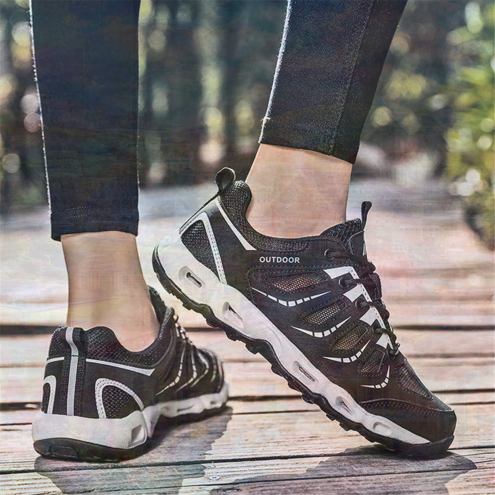 Sumer Round Tip Silver Sneaker - огляд і ціна Vintage Fashion Center