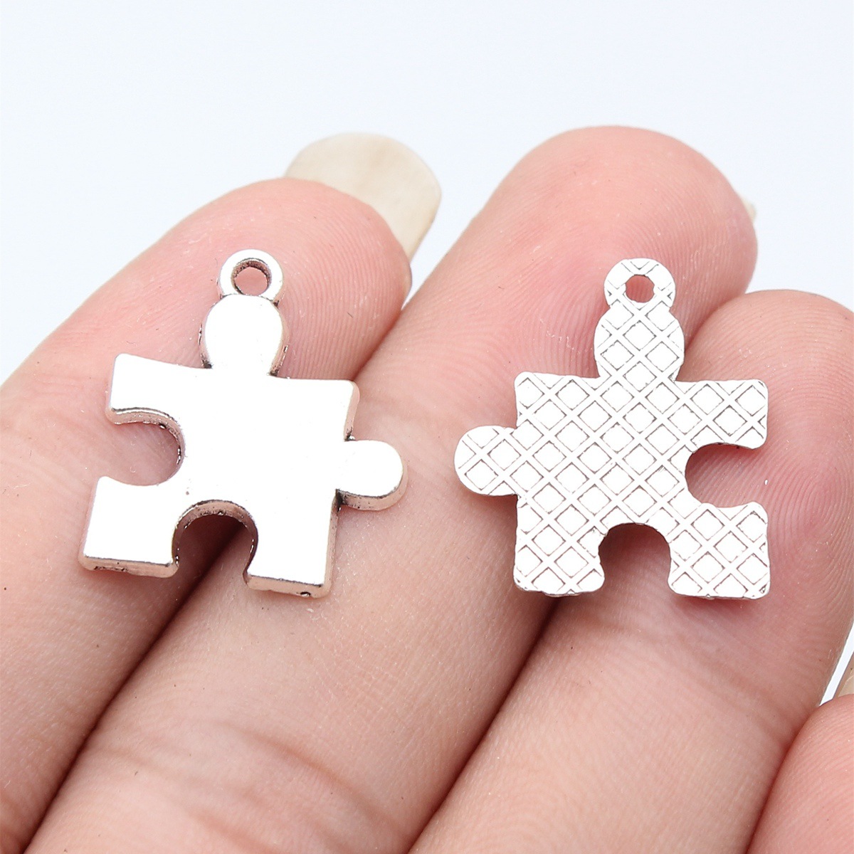 WYSIWYG 10pcs 23x20mm 2 Colors - огляд і ціна Vintage Fashion Pieces
