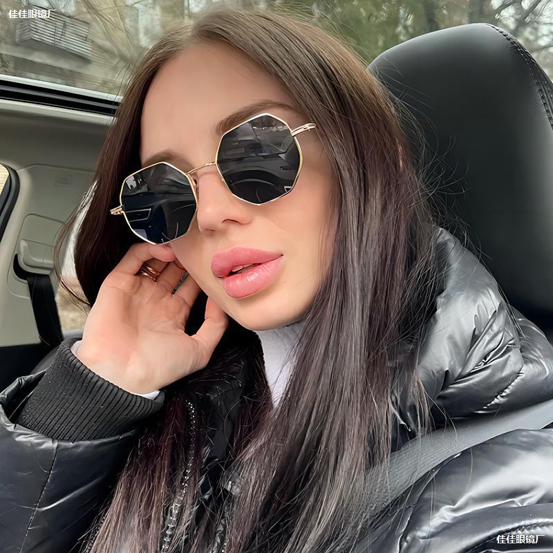 Square Polygon Metal Sunglasse - огляд і ціна Vintage Fashion De